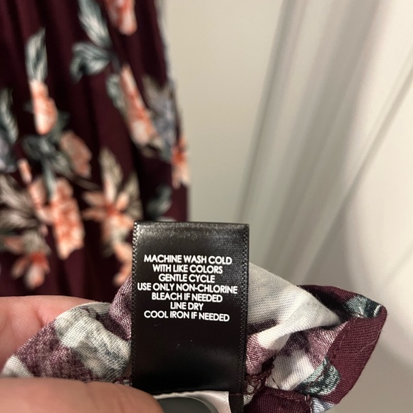 Torrid Floral Challis Button Front Midi Dress | Size: 3X | Color: Burgundy - Picture 8 of 10